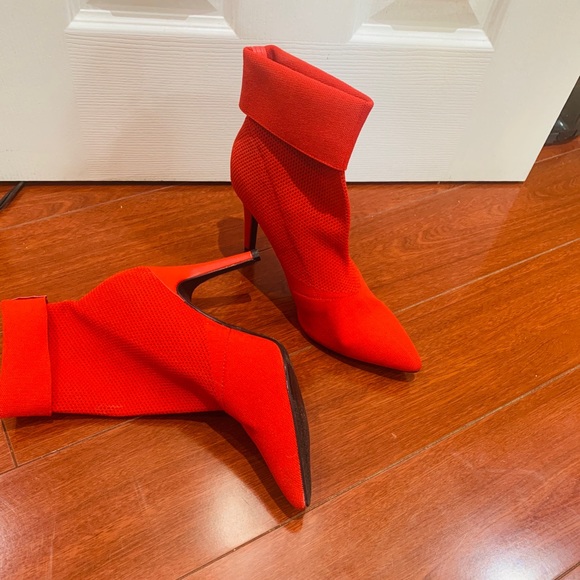 Red Ankle Boots With High Heels - 6.5 Size - Picture 4 of 4